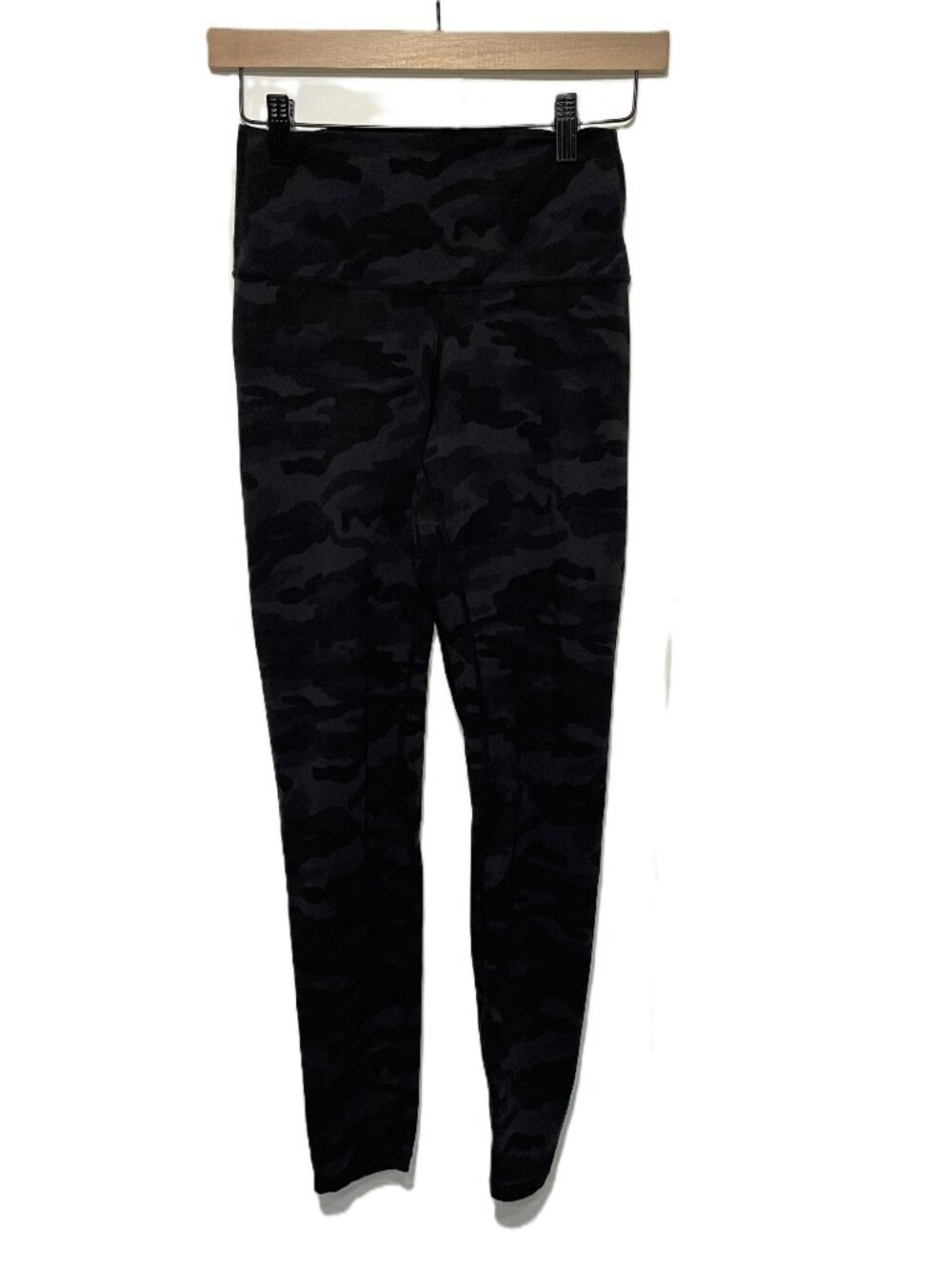 ColorFulkoala Black Camo Leggings, Size S